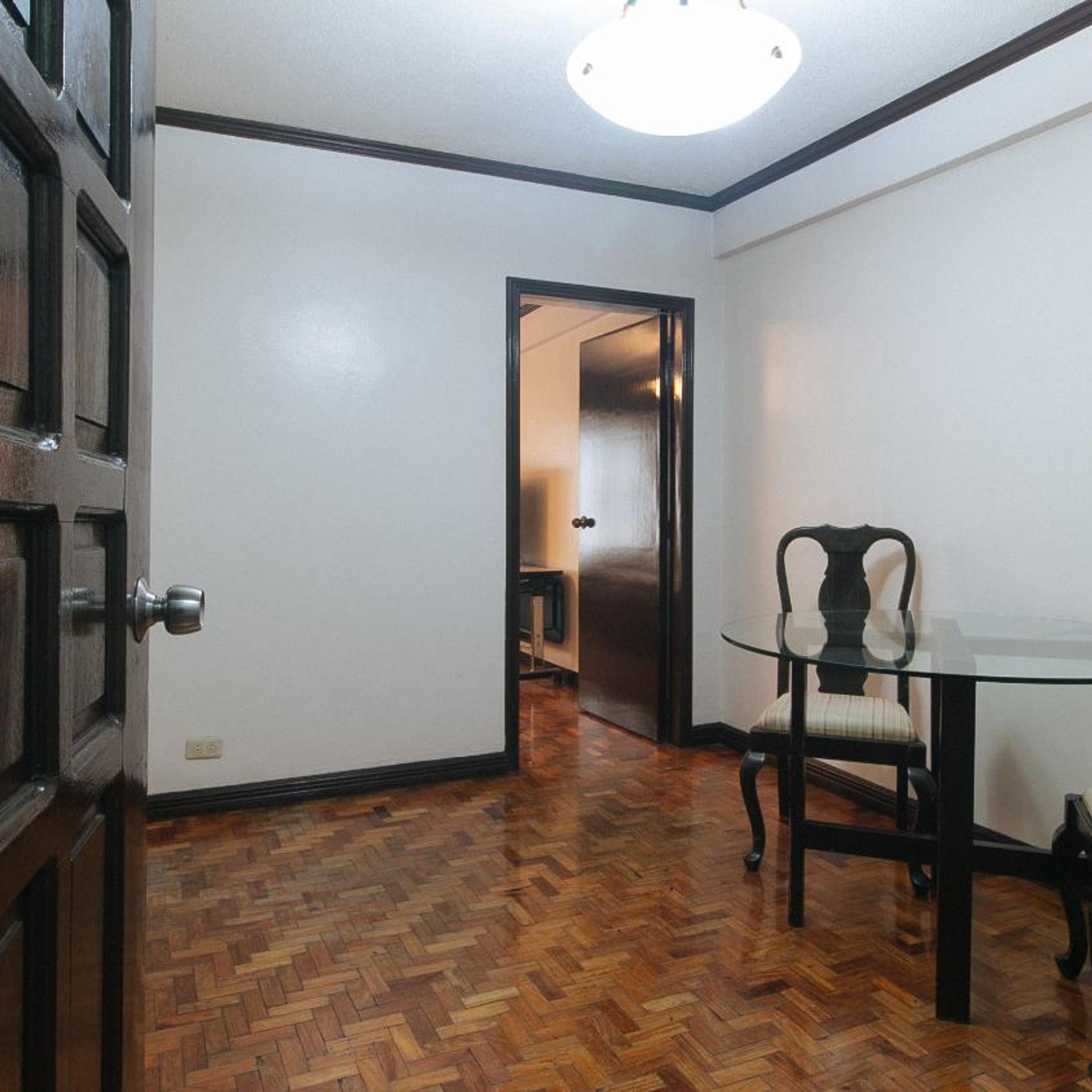 El Rico Suites 39/47