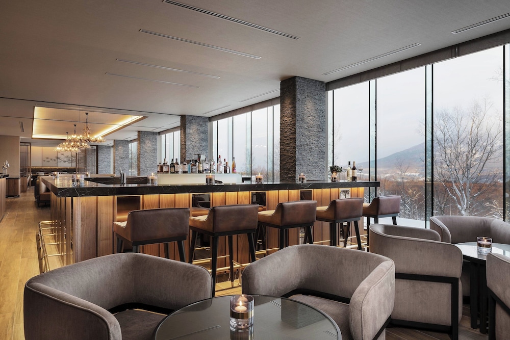 Higashiyama Niseko Village, a Ritz-Carlton Reserve 34/42