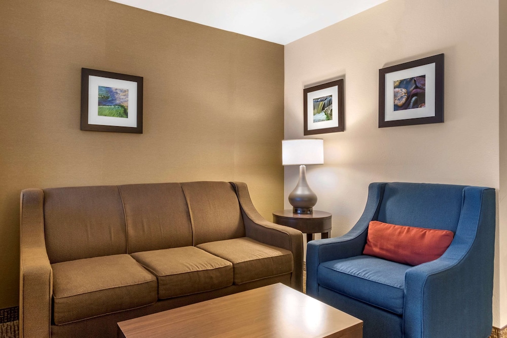 Comfort Inn Williamsport, PA 25/43