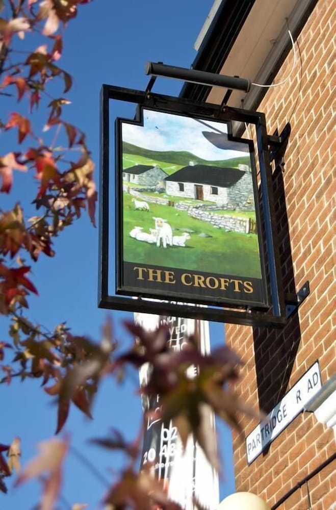 Crofts Hotel 4/21
