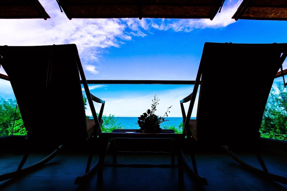 I Calm Resort Cha Am 50/72
