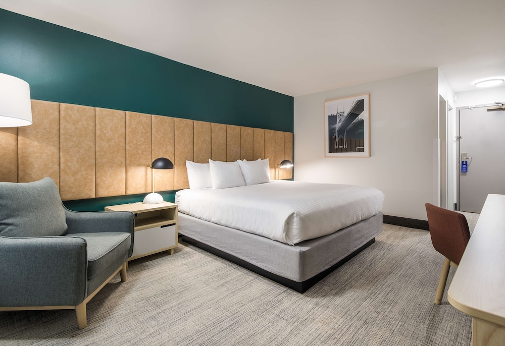 Best Western Portland West Beaverton 25/88