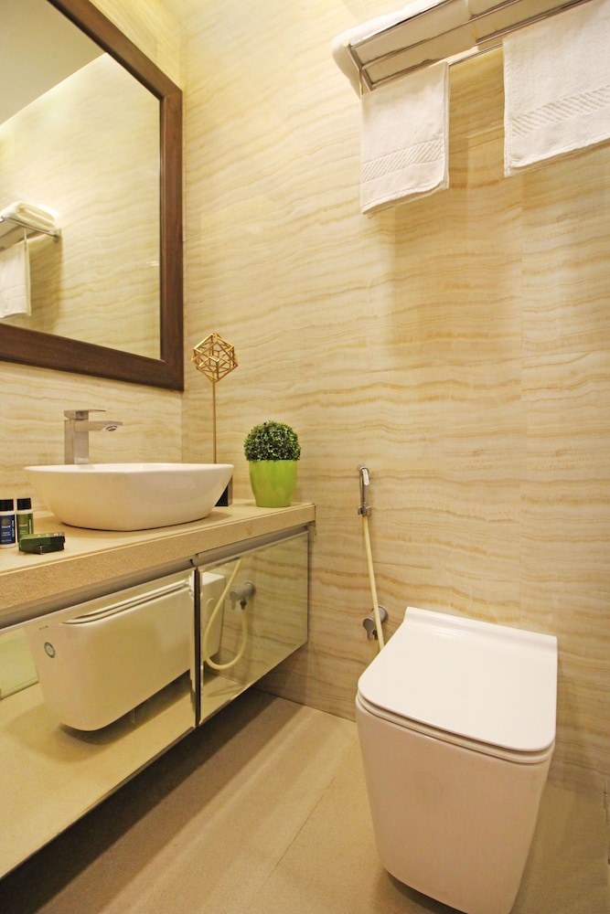 Theory9 Premium Serviced Apartments Khar 45/50