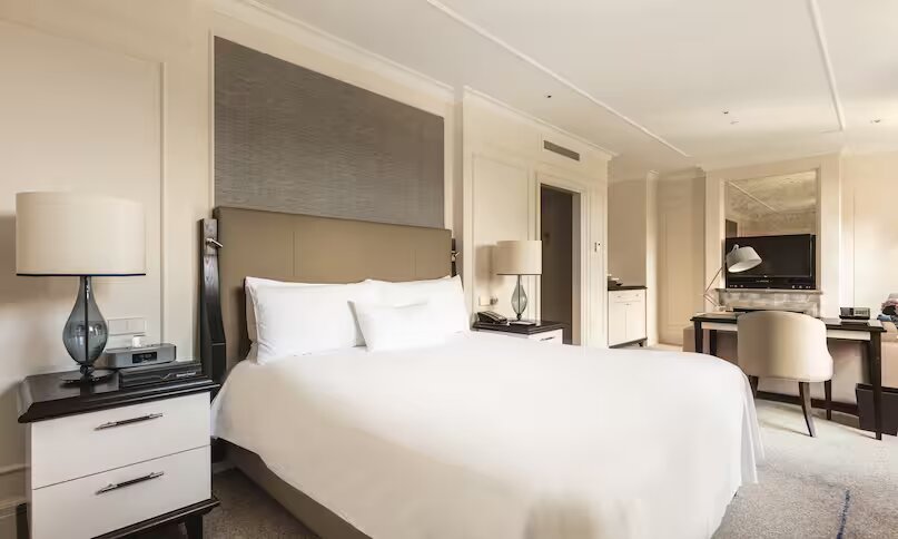 City, Junior Suite, Garden View, Balcony