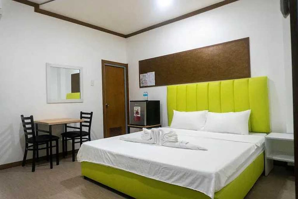 Room at Collection O JM Lodge Near Clark Airport, ANGELES CITY