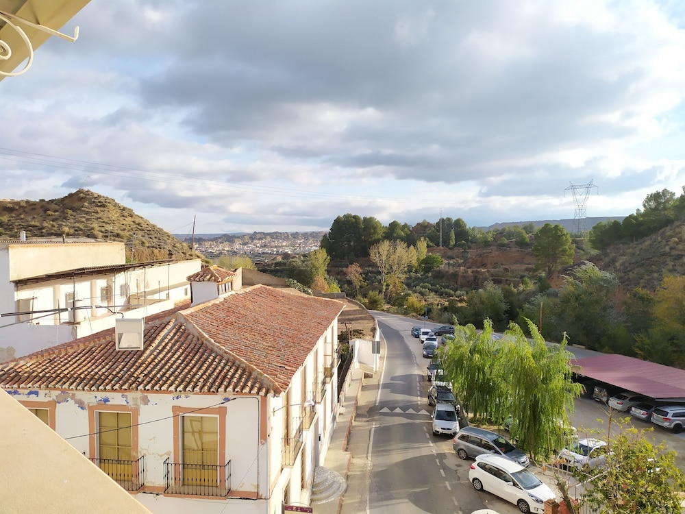 HOSTAL RURAL MONTUAL 6/49