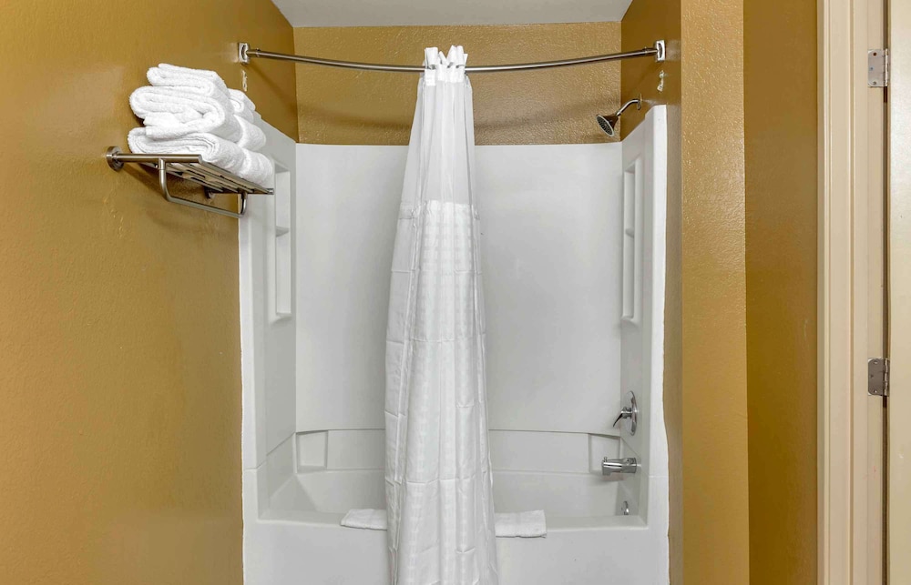 Extended Stay America - Greensboro-Wendover Ave-Big Tree Way 52/54