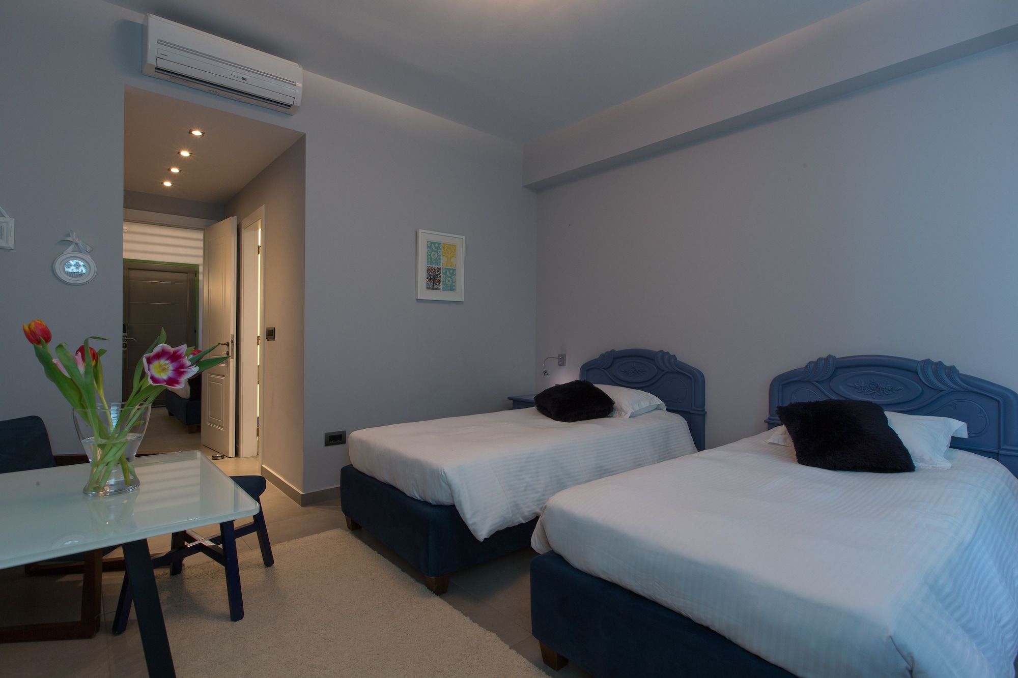 Room, Quadruple, Double and Twin Beds