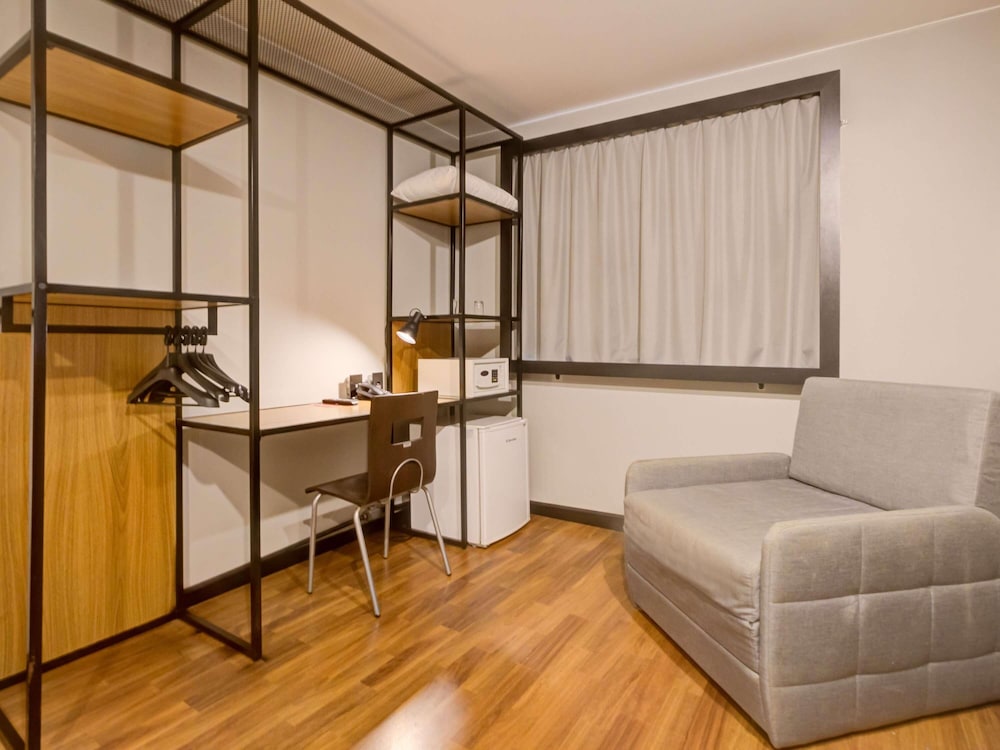 ibis Copacabana Posto 2 Hotel 55/80