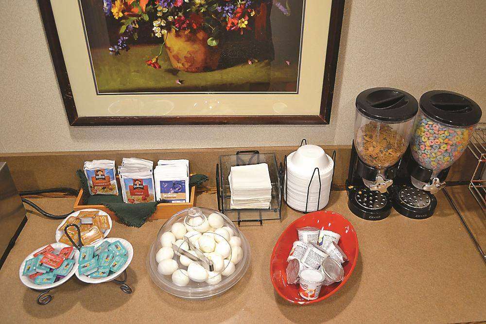 Days Inn by Wyndham Pleasant Prairie Kenosh 15/55