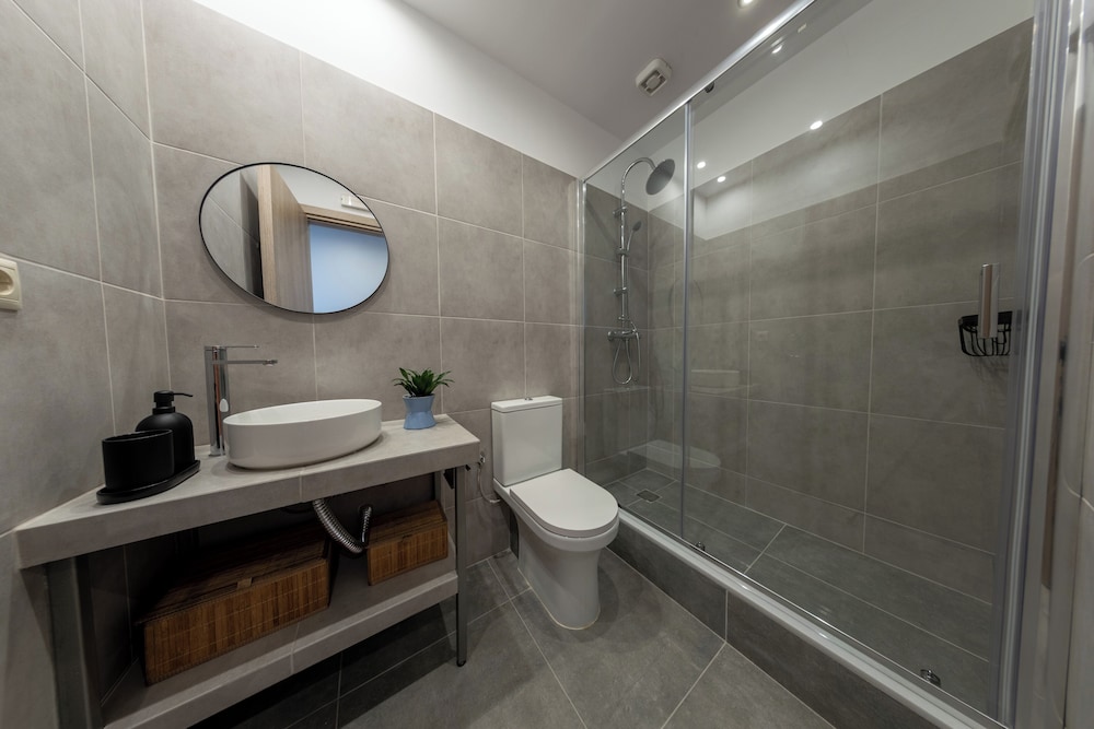 Athenian Sensations Apartments & Suites 56/60