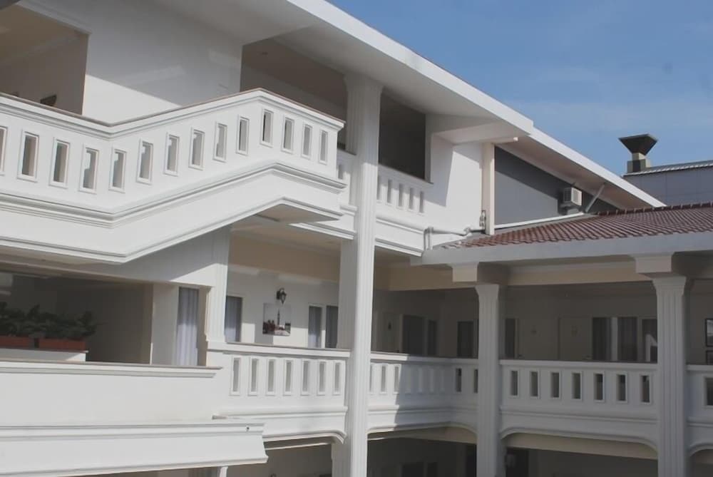 Ramayana Hotel 4/34