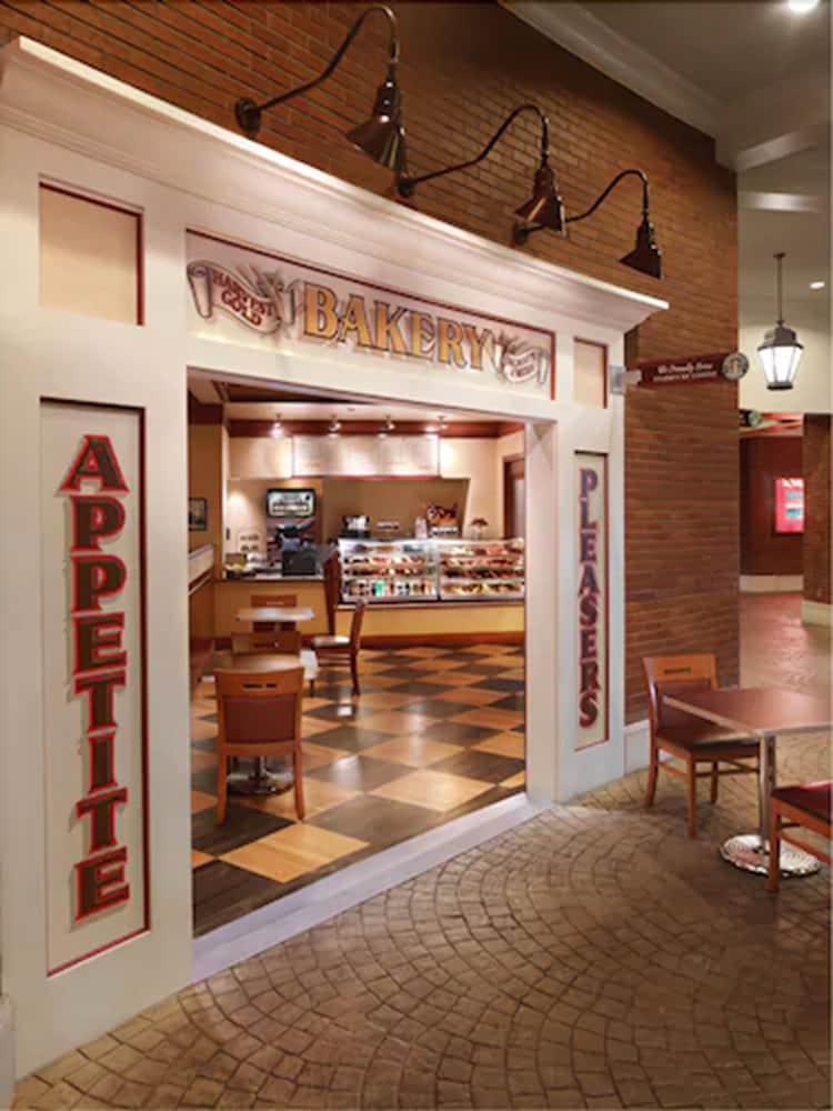 Ameristar Casino Resort Spa St. Charles 10/64