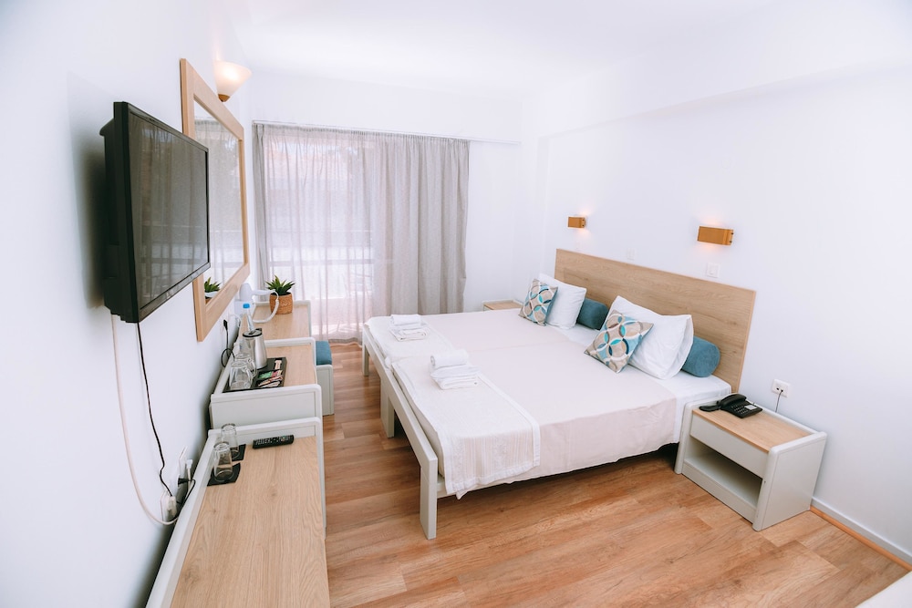 Santa Marina Unique Hotel 17/50