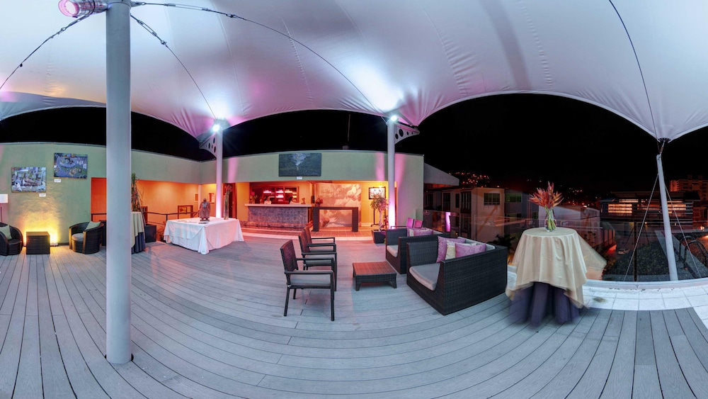 Studio Hotel Boutique 53/75