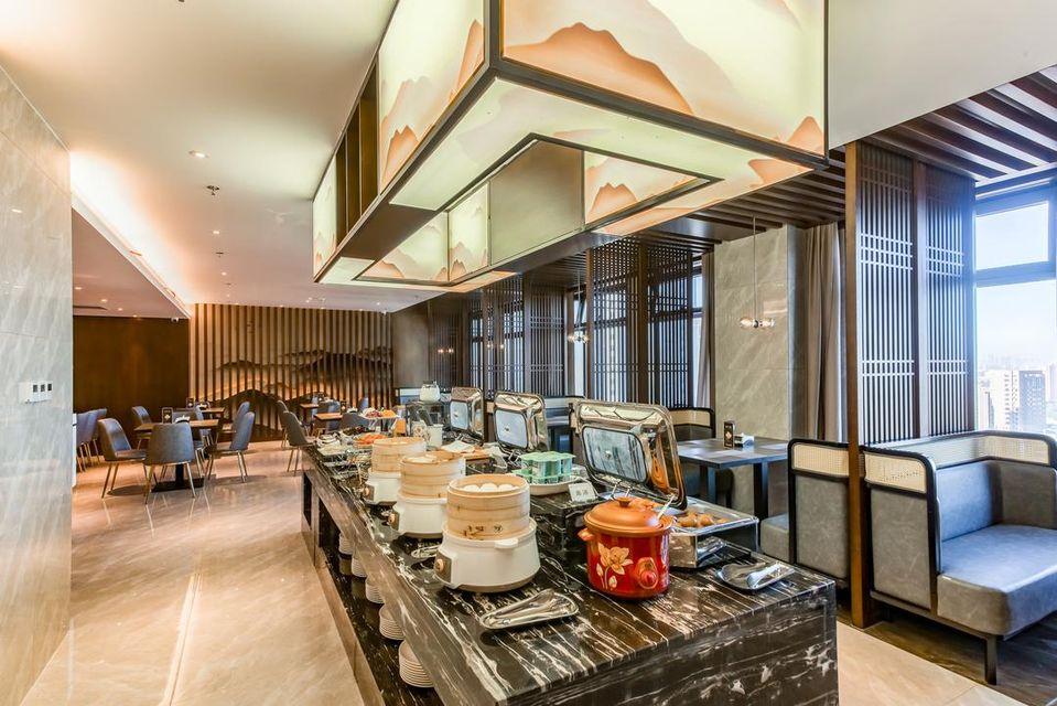 Rezen Dong Hotel (Changchun International Convention and Exhibition Center) 37/50