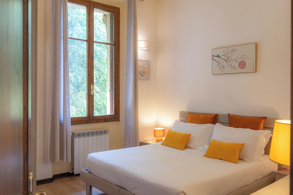 Rental In Rome Rosselli Palace Deluxe 4 Apartment 7/49