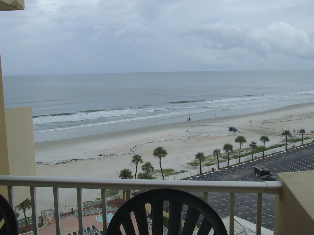 Renaissance Daytona Beach Oceanfront Hotel 58/60