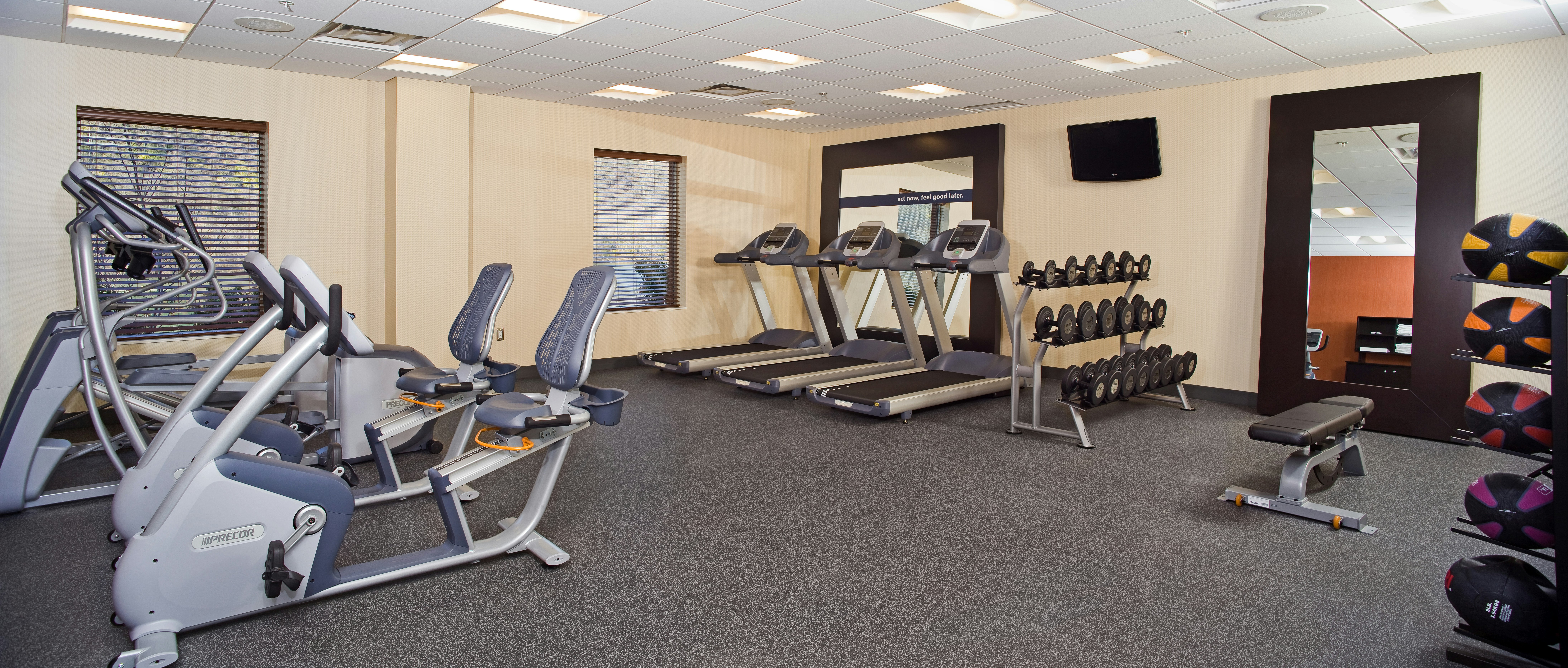 Hampton Inn and Suites Pittsburgh Waterfront West Homestead 22/37