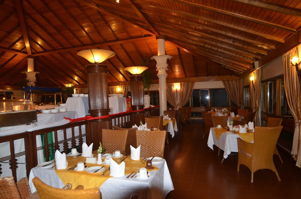 Jacaranda Nairobi Hotel 49/59