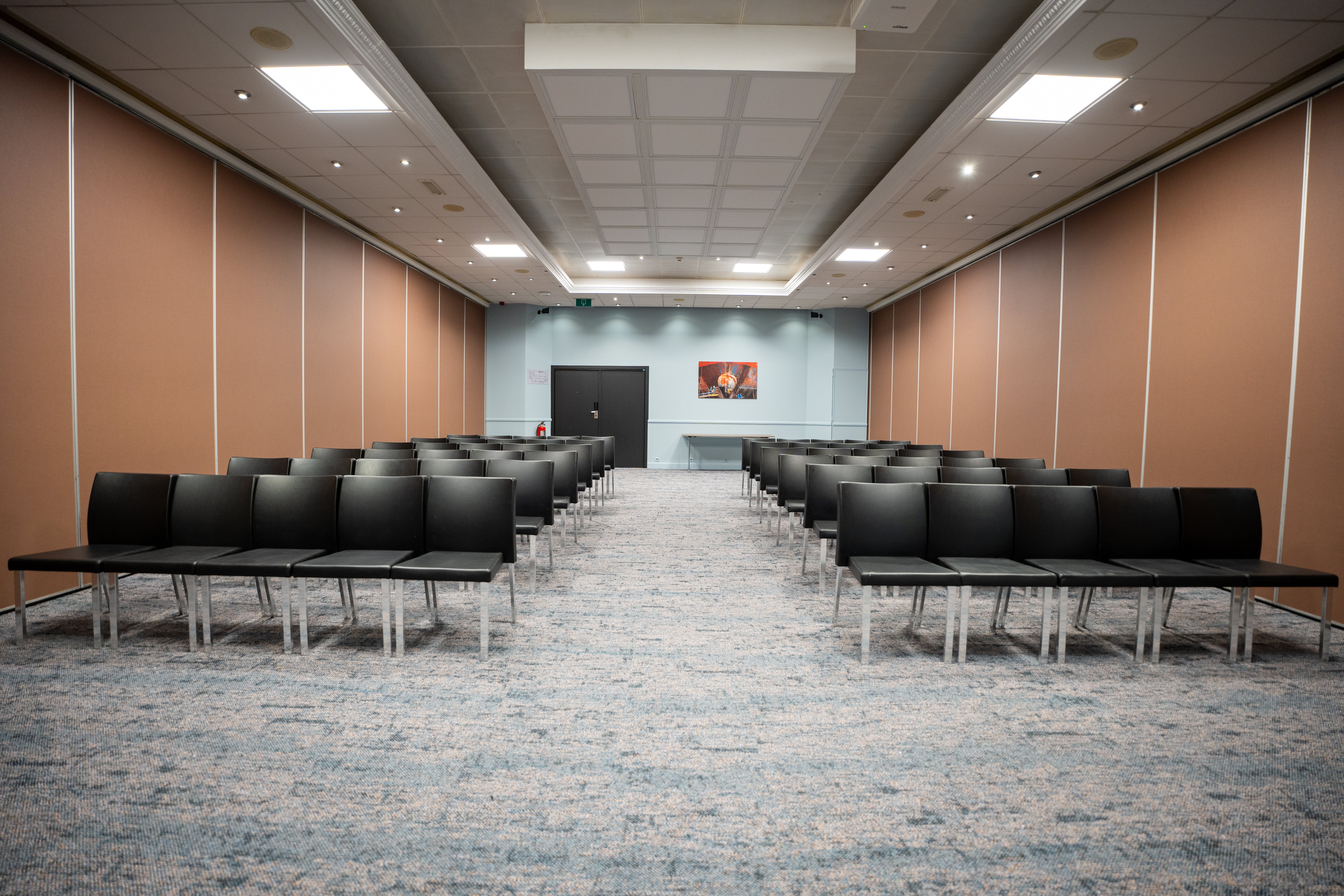 Crowne Plaza Antwerp 75/80