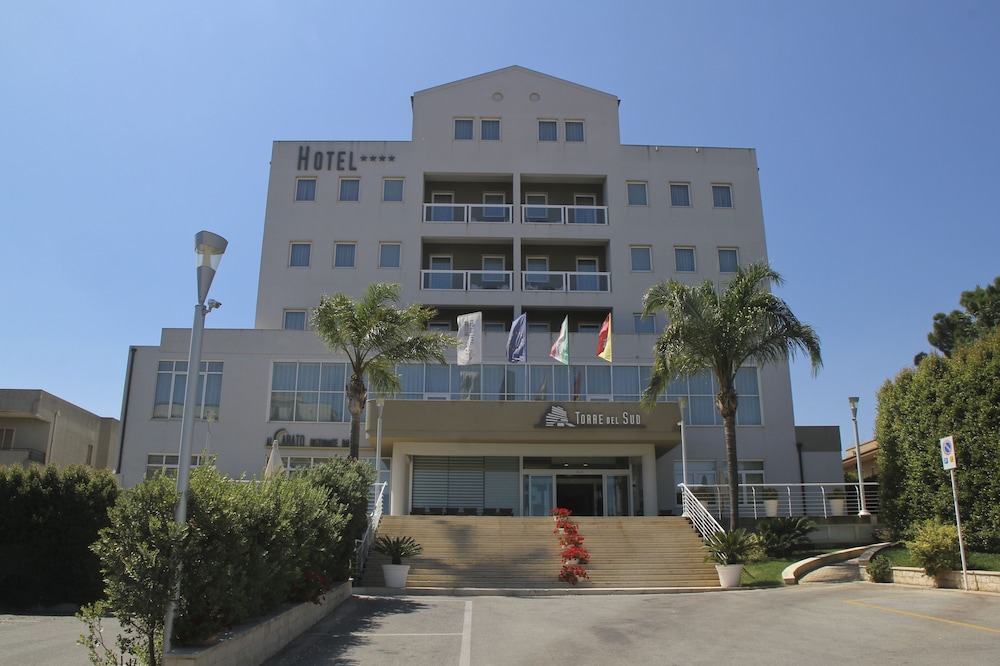 Torre Del Sud Hotel 1/66