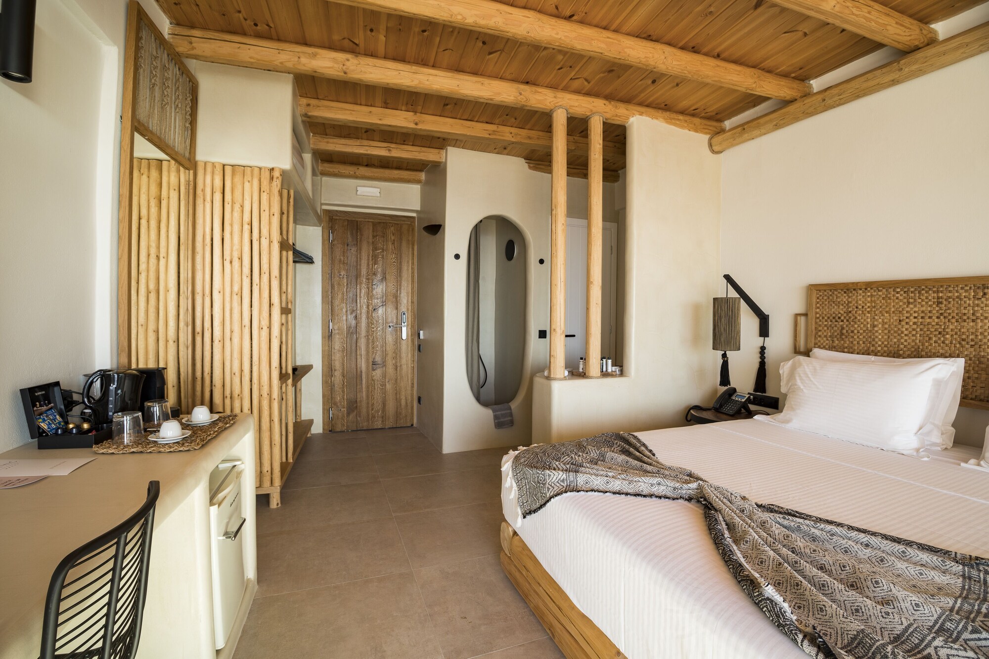 CAVE, SUITE, SEA VIEW, OUTDOOR JETTED TUB