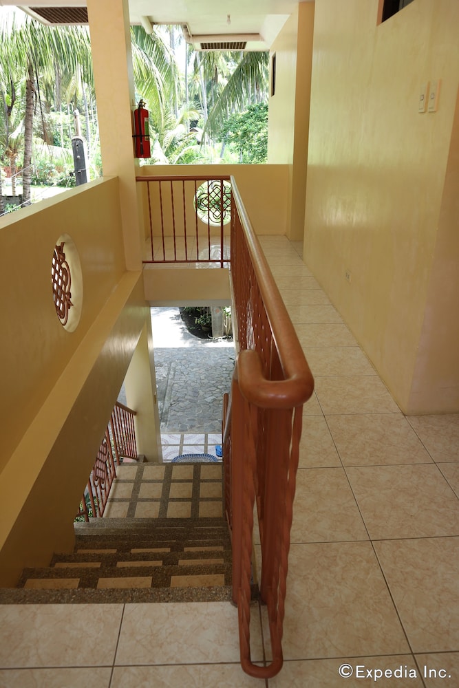 Wellbeach Dive Resort 14/74