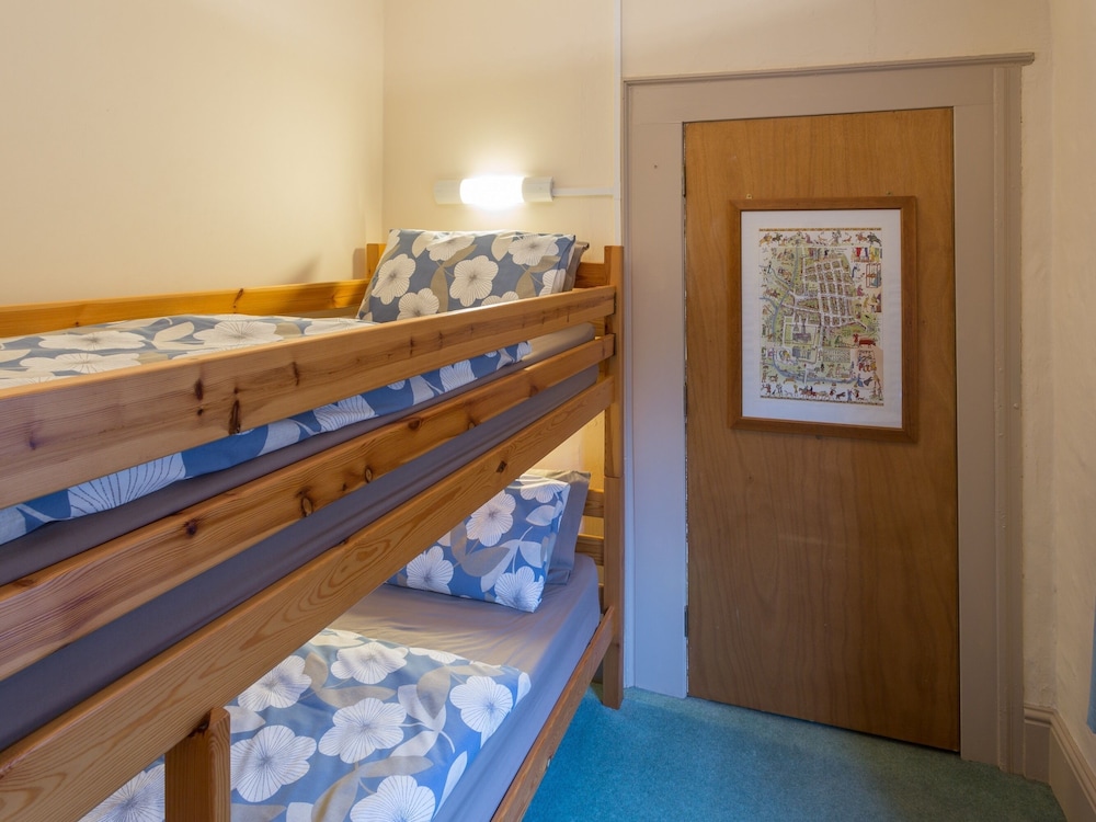 Marshwood Farm B&B And Shepherds Hut 11/33