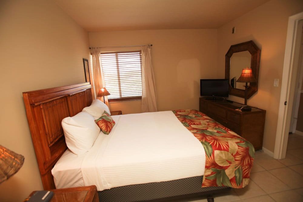 Marco Beach Vacation Suites 13/73