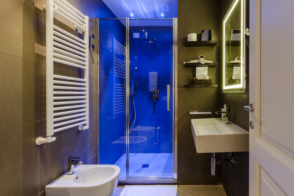 Daphne Guest Hause 38/41