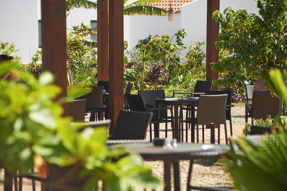 Melia Dunas Beach Resort And Spa 50/68
