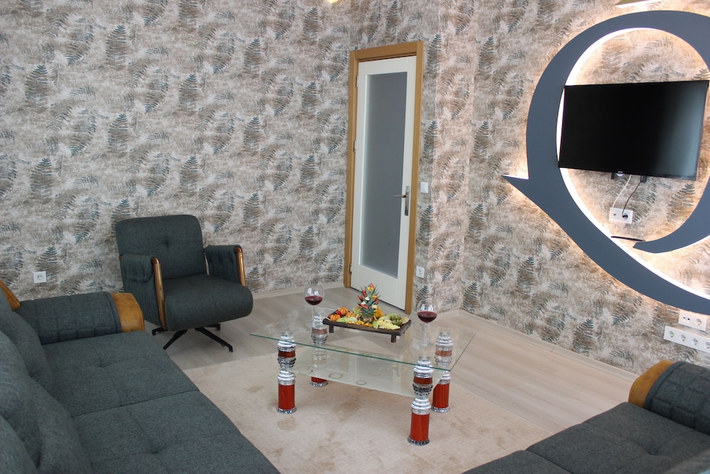 Quars Suite 30/50