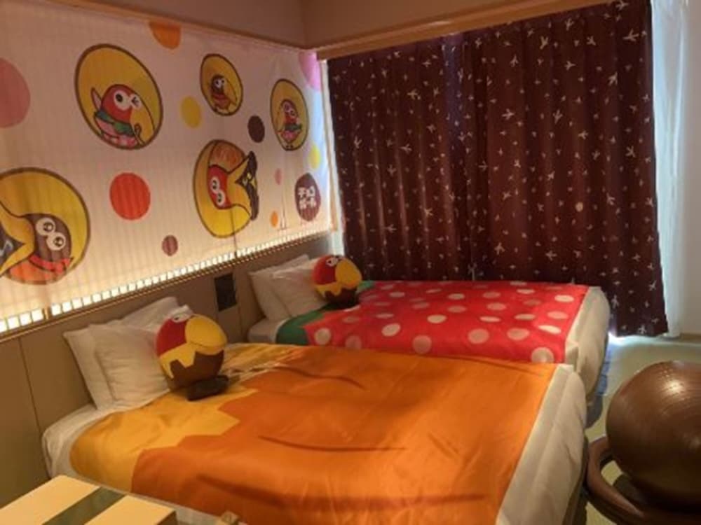 Twin Beds