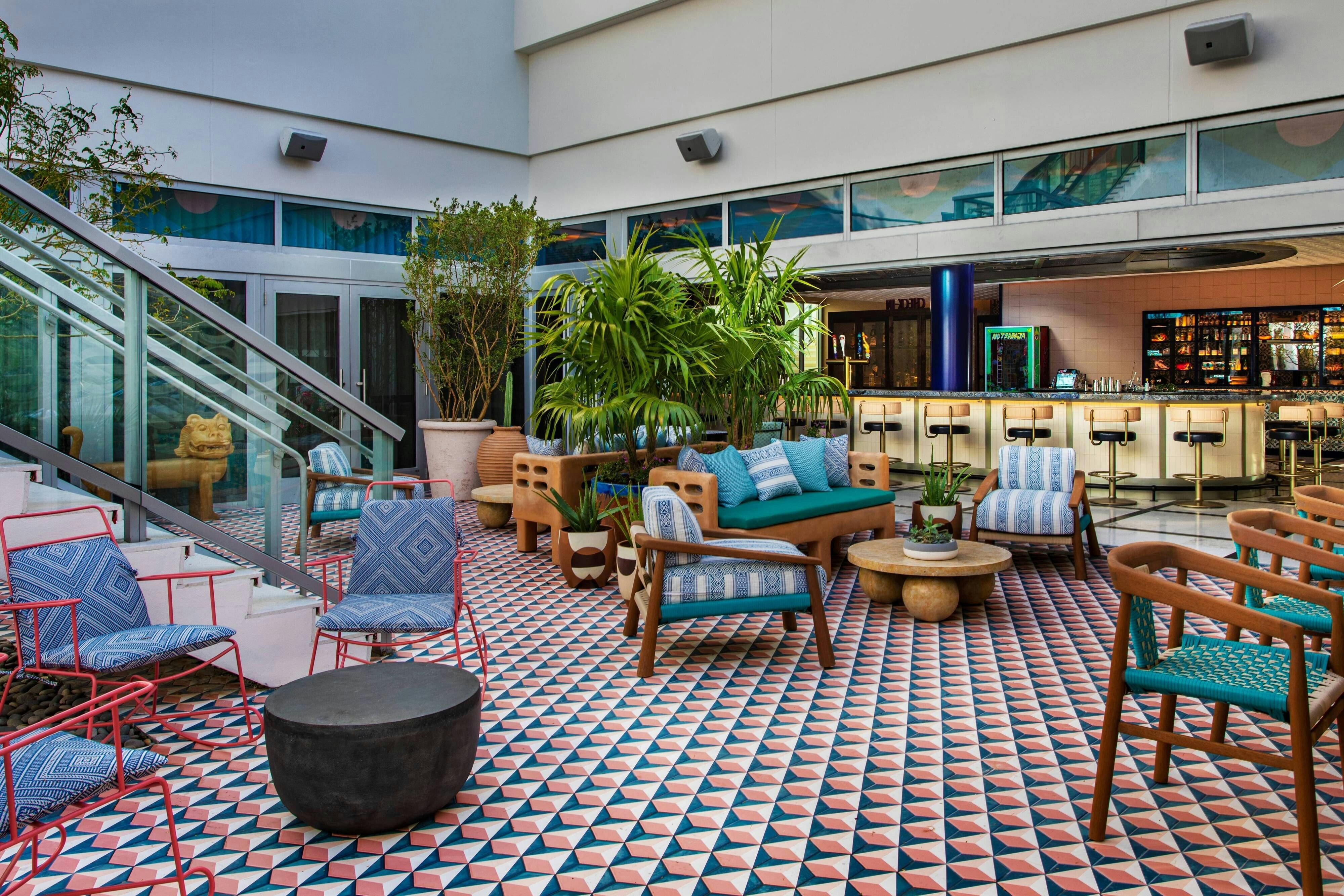 Moxy Miami South Beach 9/40