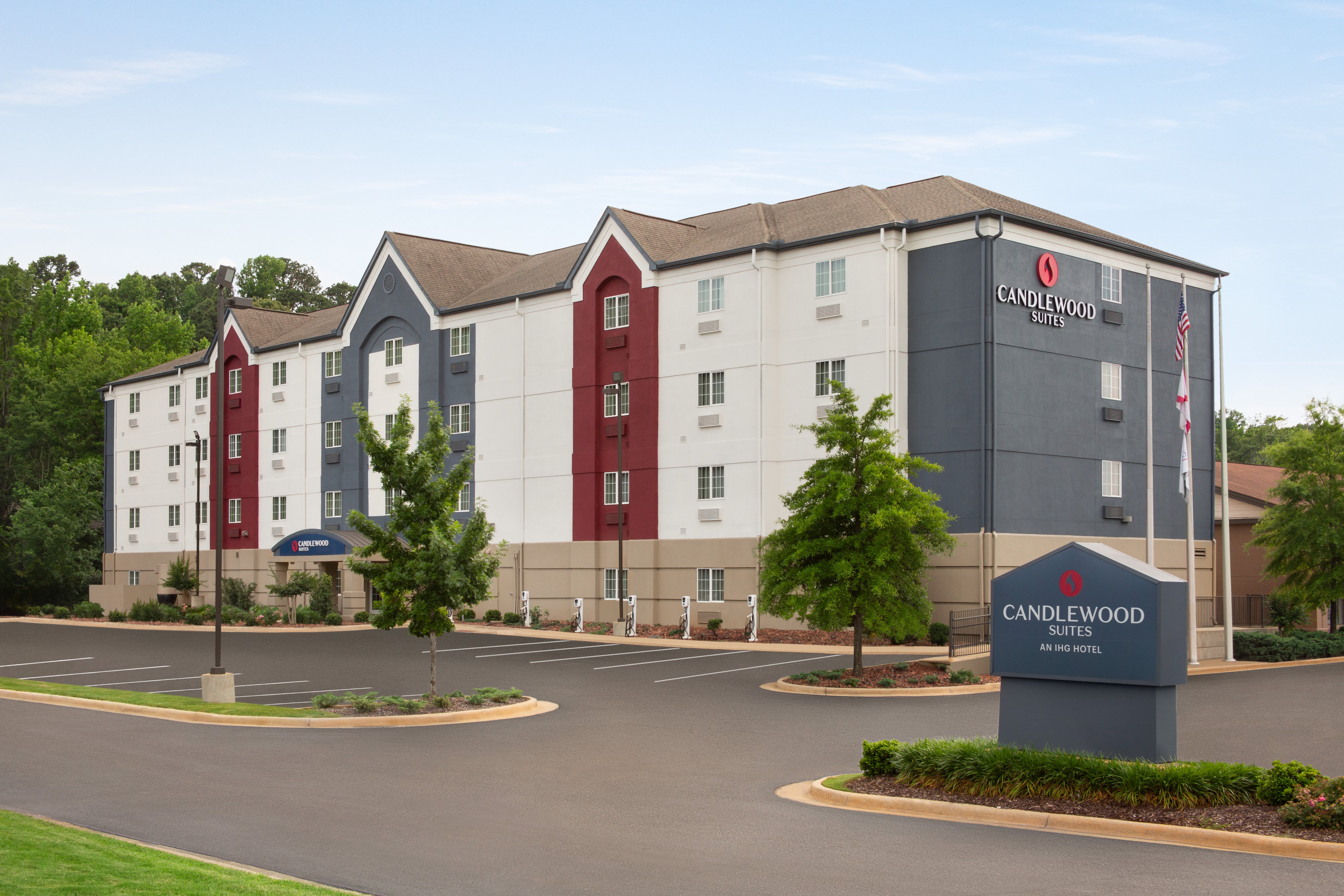 Candlewood Suites Tuscaloosa 72/77