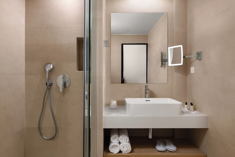 Paralos Rodos Lifestyle Hotel 80/82