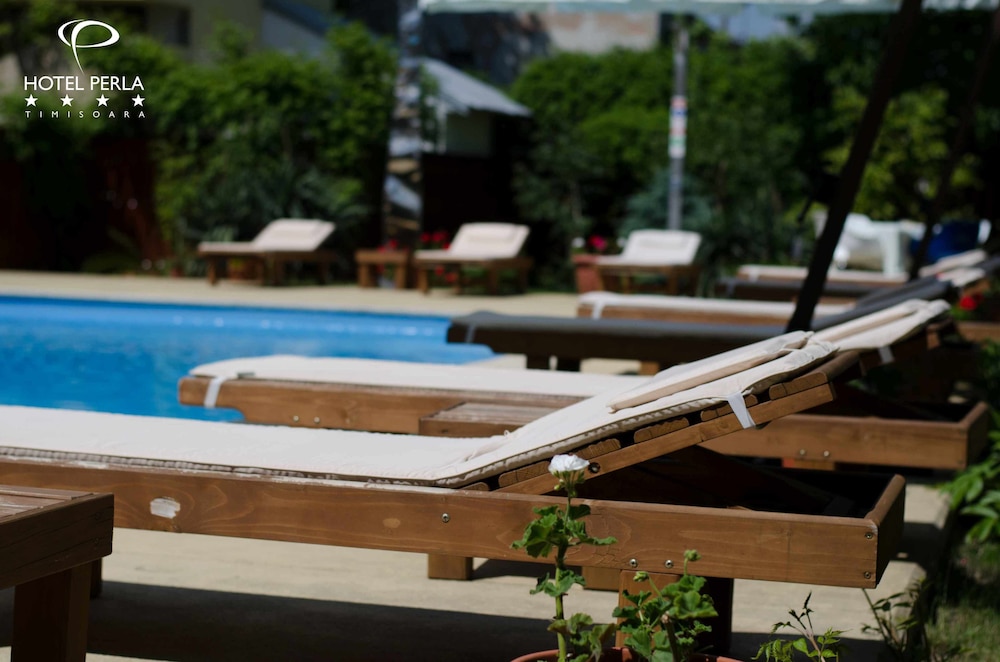 Hotel Perla 46/51