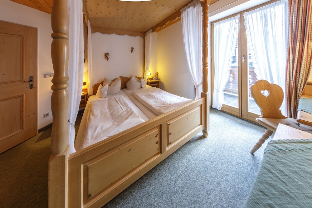 Hotel and Gasthof Fraundorfer 19/50
