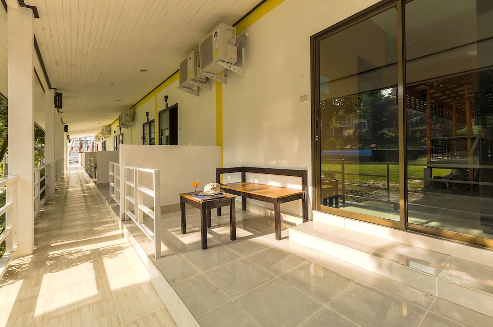 Phi Phi Chang Grand Resort 48/71