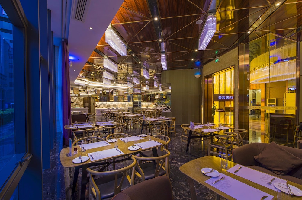Zhong Tian Mayfair Hotel 47/56