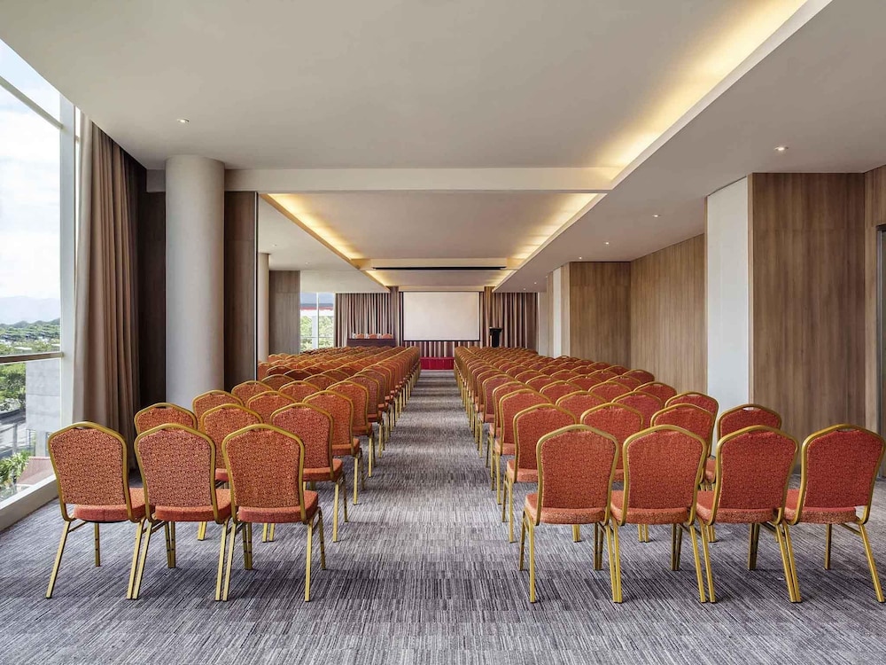 Ibis Manado City Center Boulevard 26/28
