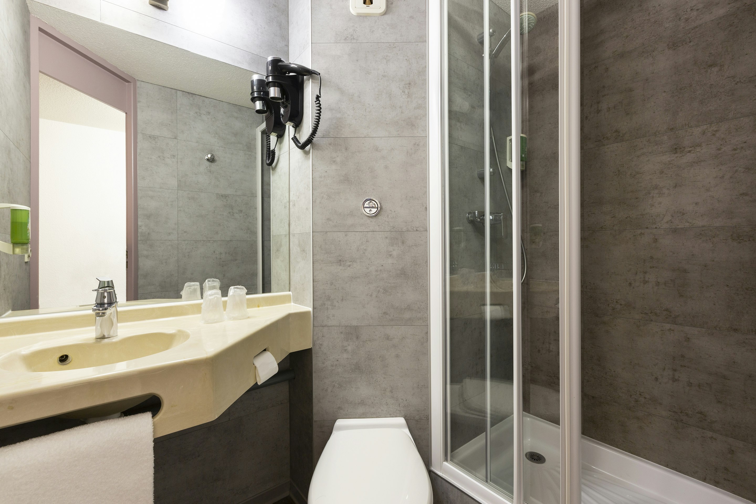B&B HOTEL Marne la Vallee Chelles 16/18