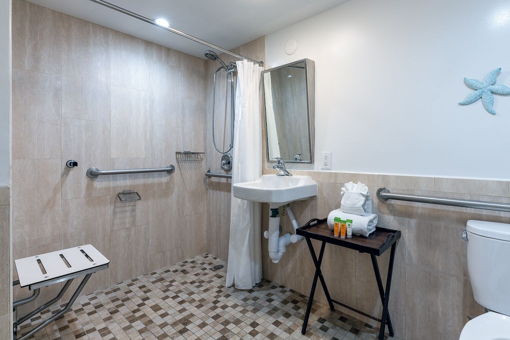 Rock Reef Resort 38/77