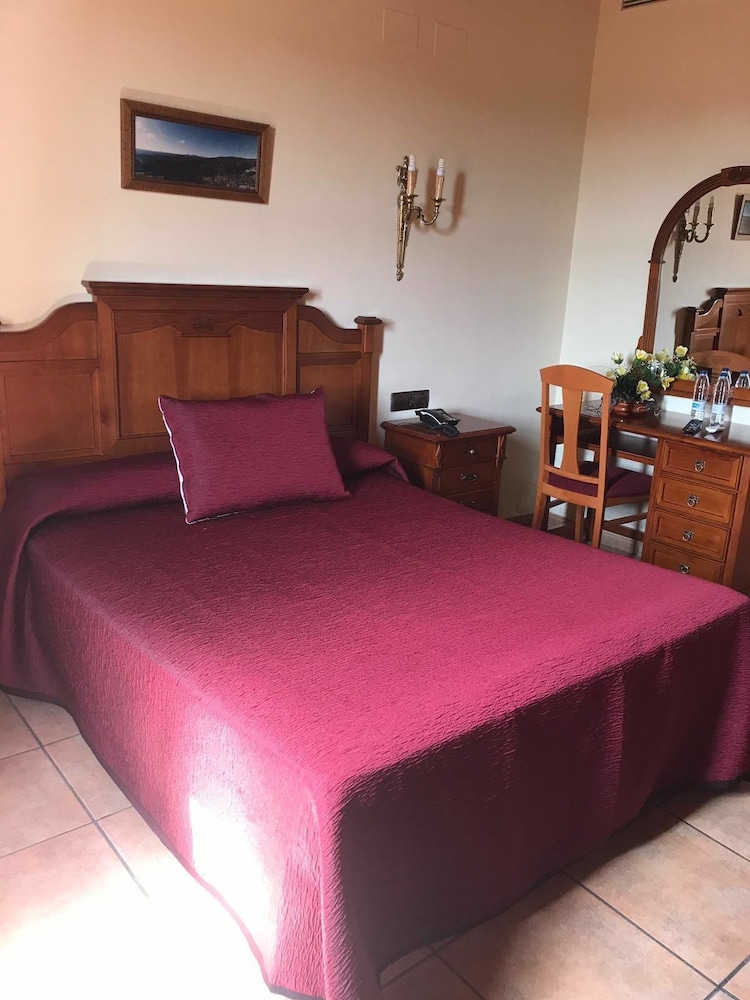HOTEL ALFONSO VIII 4/47