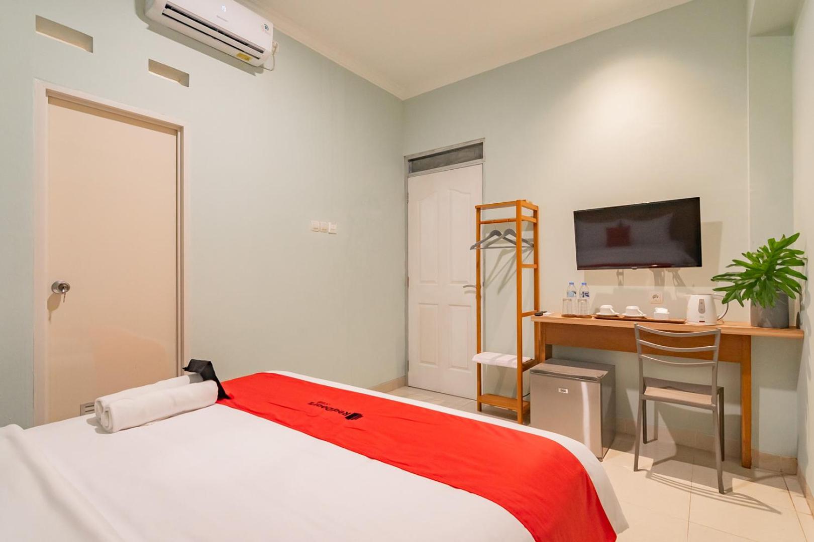 RedDoorz Plus Bagusrangin Street 15/31