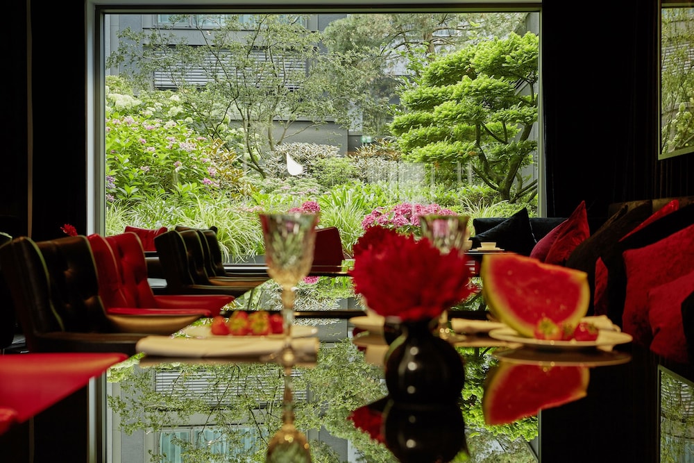 Savoy Hotel 22/33