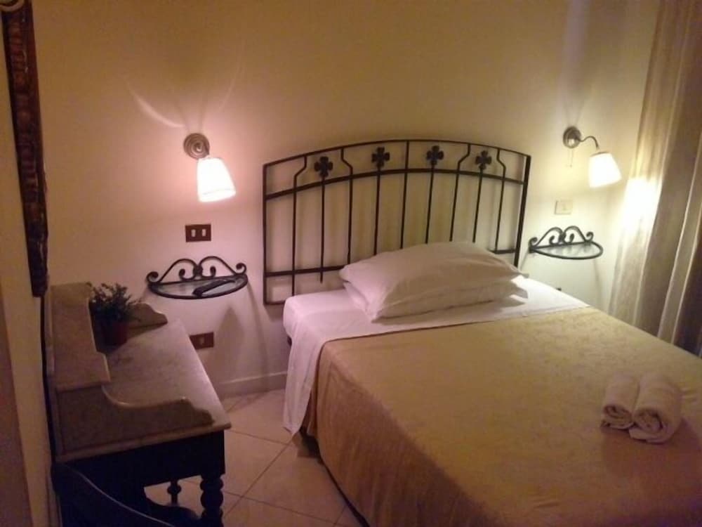 Marta Guest House 13/24