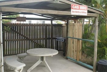 Rover Holiday Units 5/40