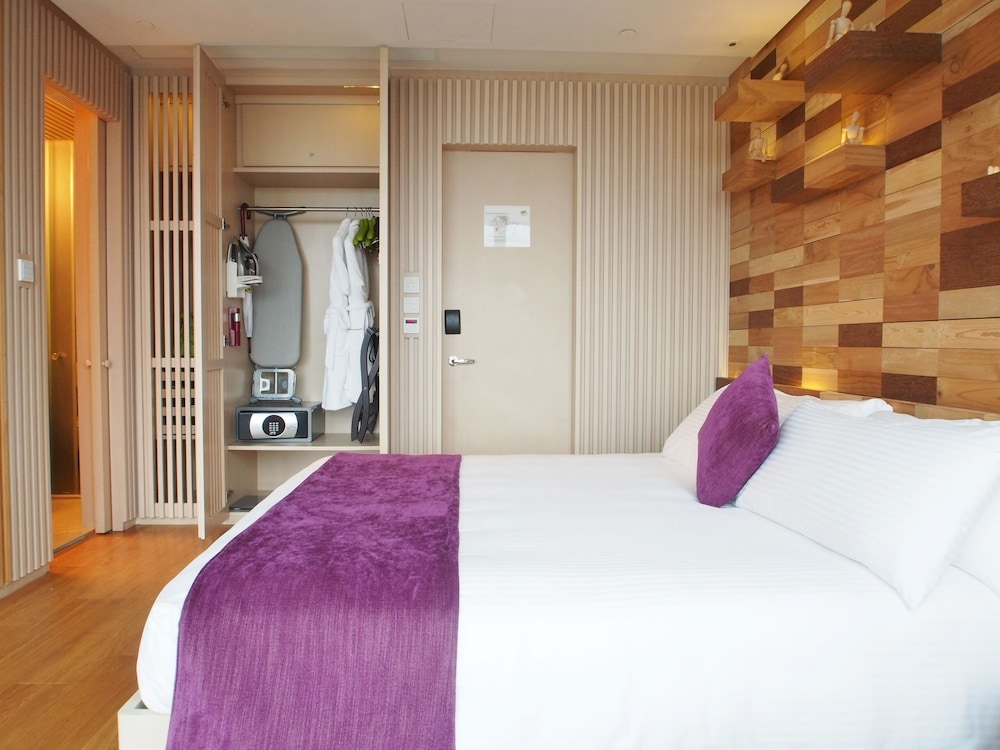 Madera, Penthouse, King Bed